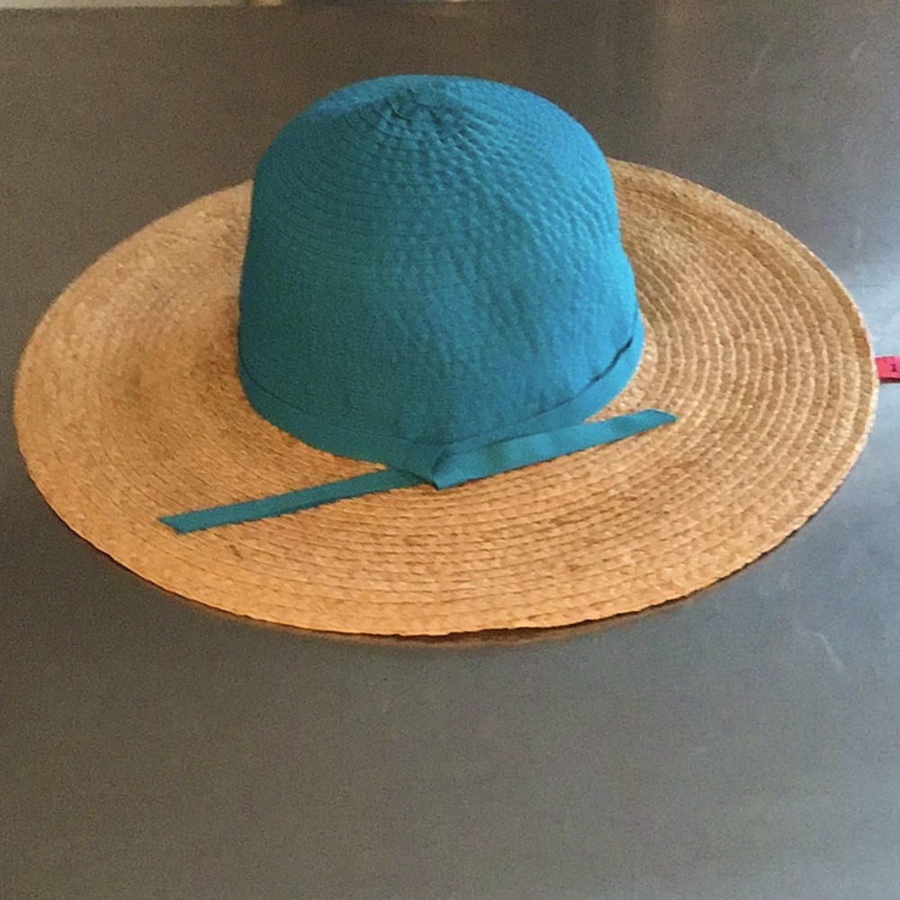 NEW Scala Collection wide brimmed  straw hat. Turquoise 4” crown.